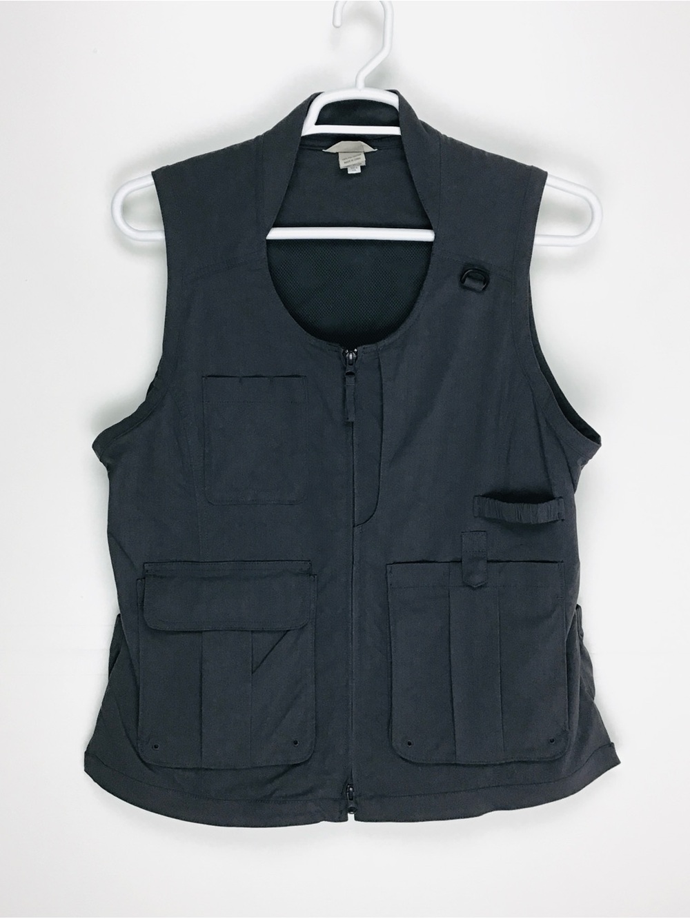 Duluth Trading Co men’s full zip multi pocket vest large